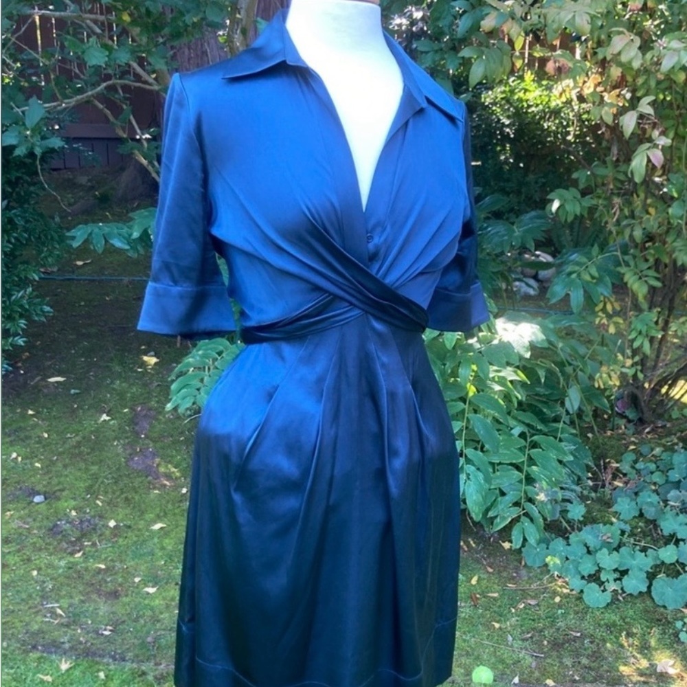 BCBGMaxAzria Midnight Blue Wrap Midi Dress Size 6